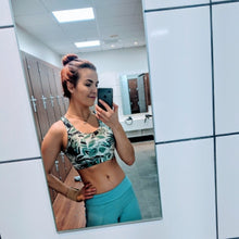 Load image into Gallery viewer, Sports Bra for Fitness and Yoga