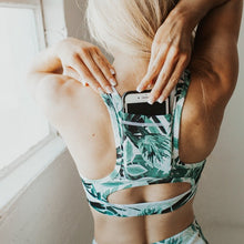 Load image into Gallery viewer, Sports Bra for Fitness and Yoga